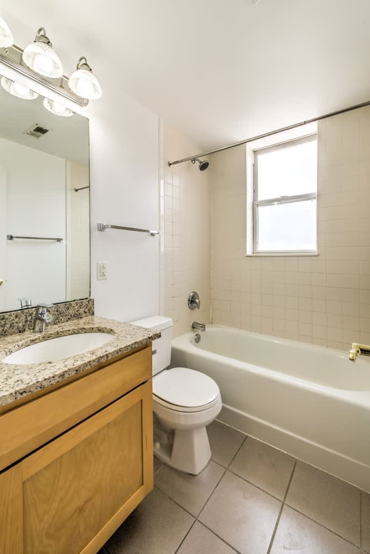 4616 Lindell Blvd. (Carleton Apt) – photo 5