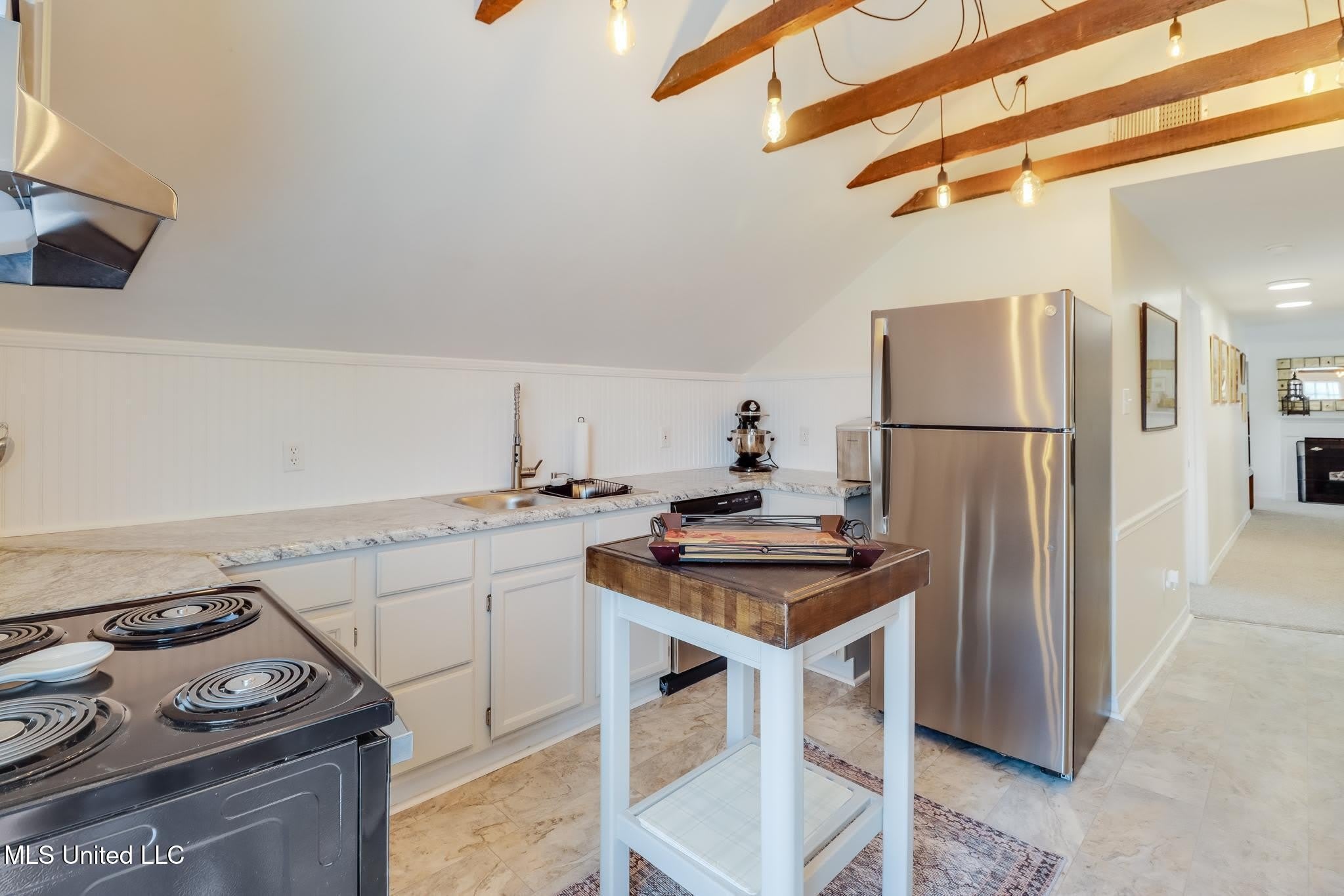 777 Watkins Avenue – photo 3