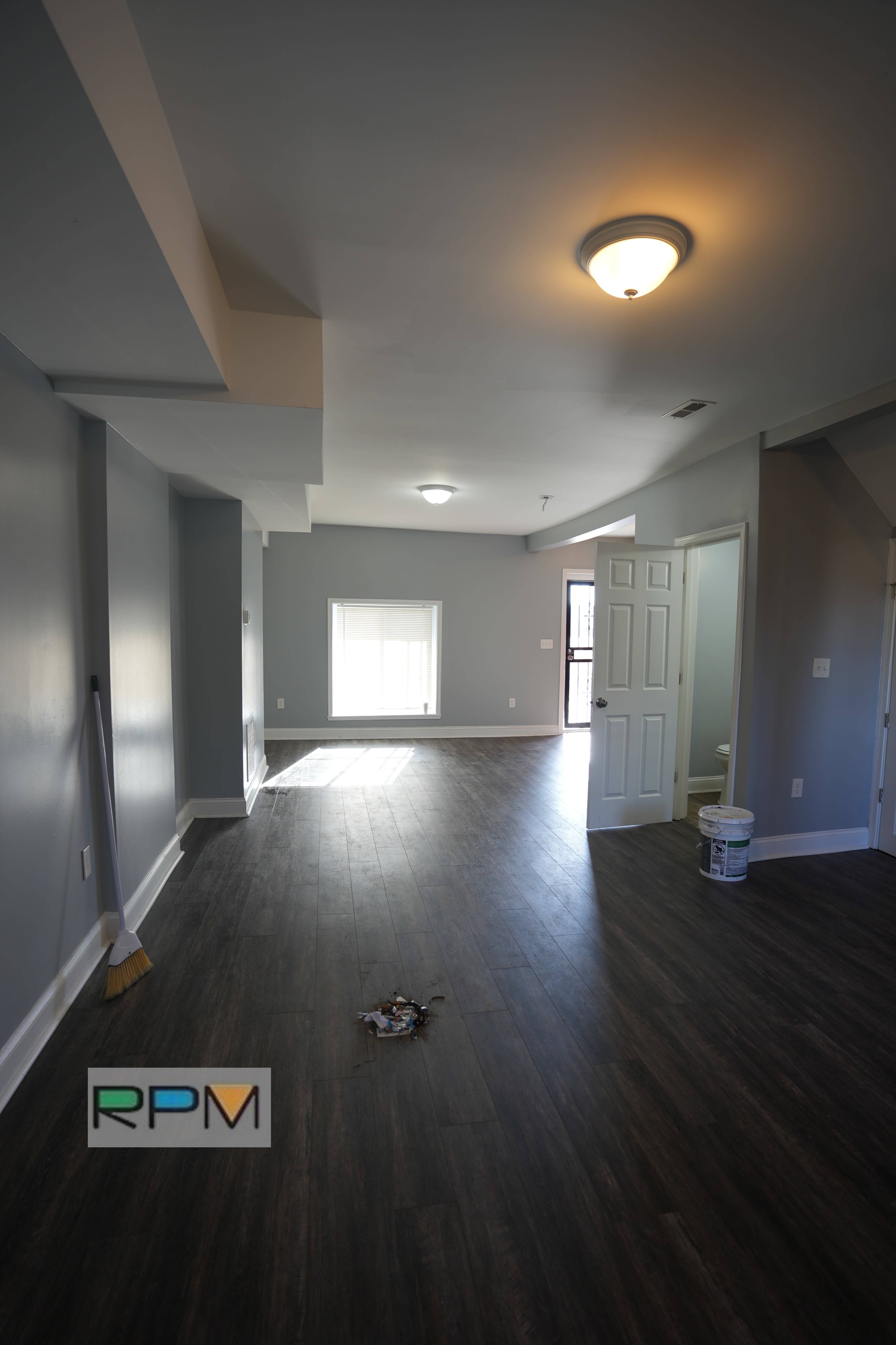 1204 Bonaparte Ave – photo 2