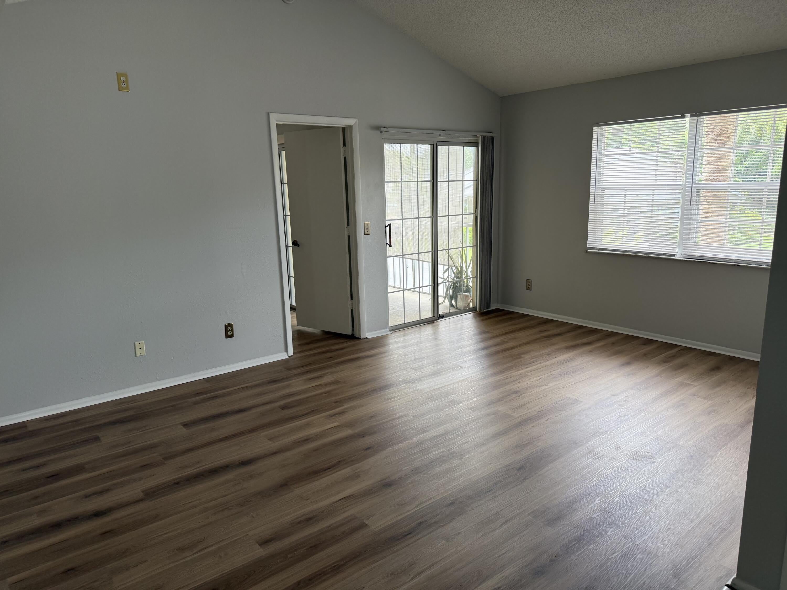 1650 SE Green Acres Circle – photo 2