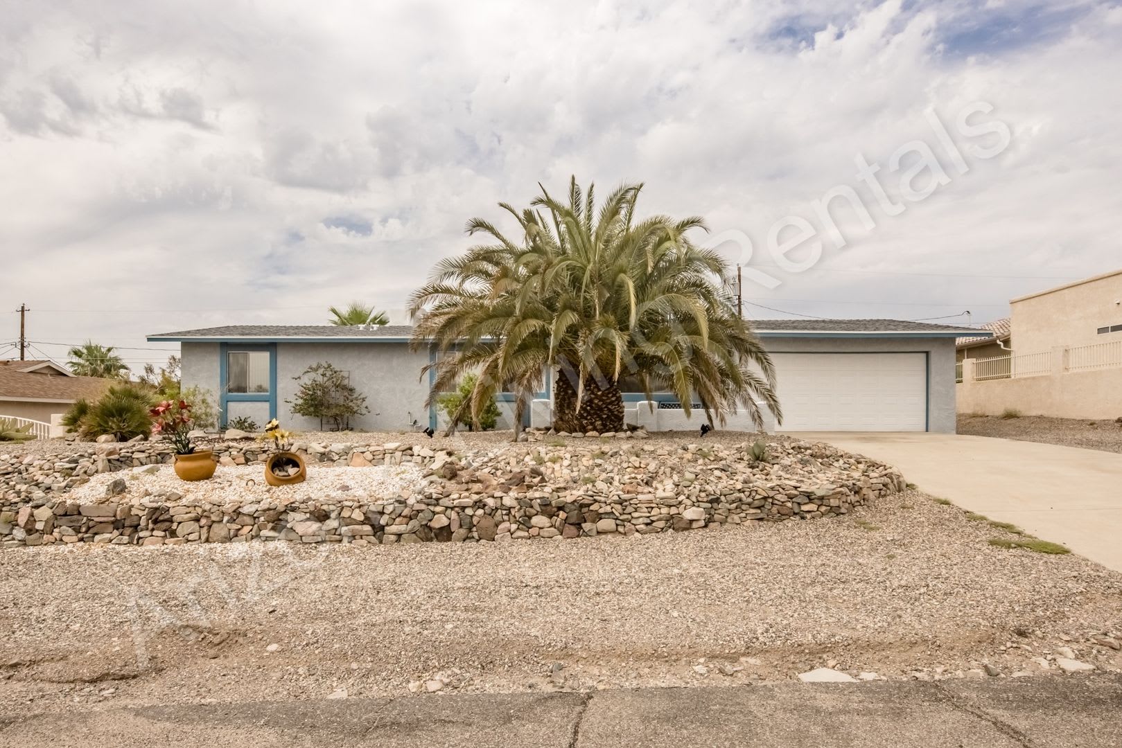 POOL HOME WITH CASITA – photo 1