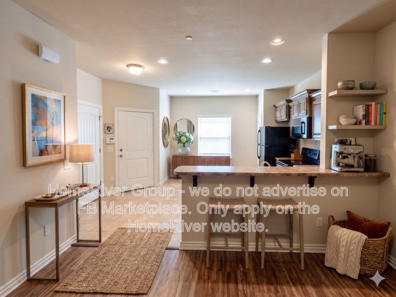 921 SW 92nd St – photo 2