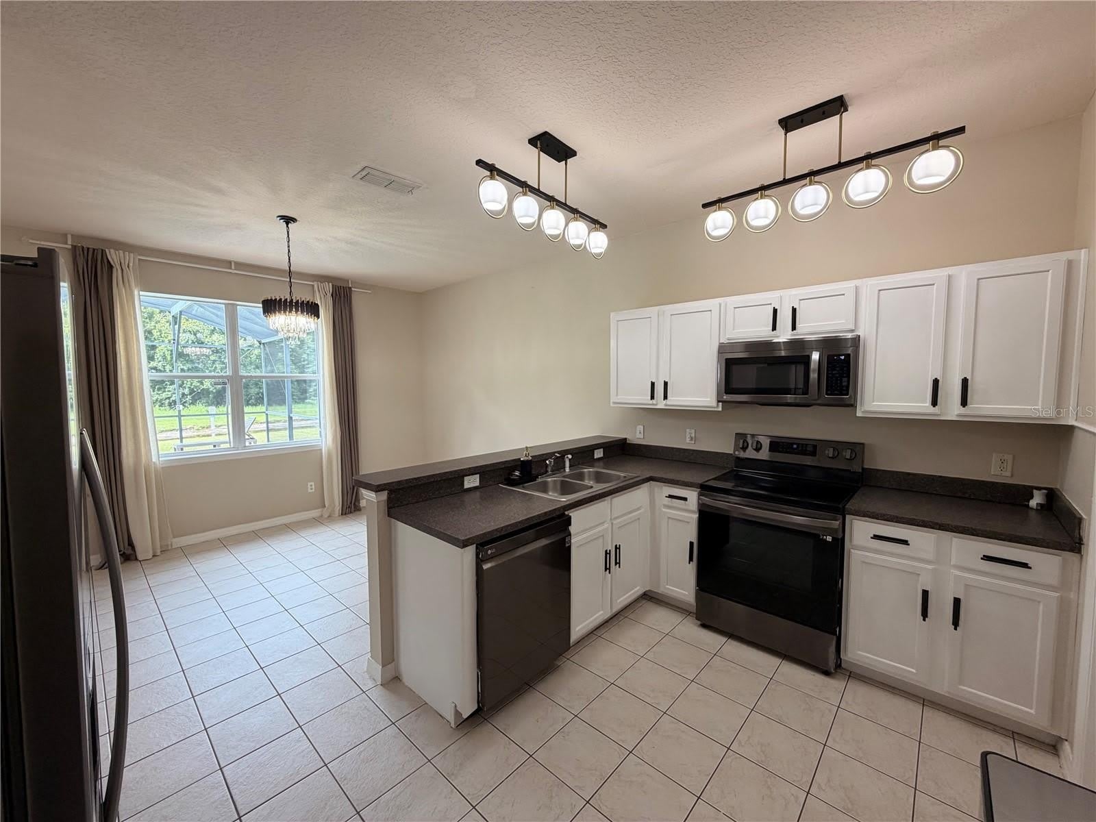 260 BLUE JAY Way – photo 5