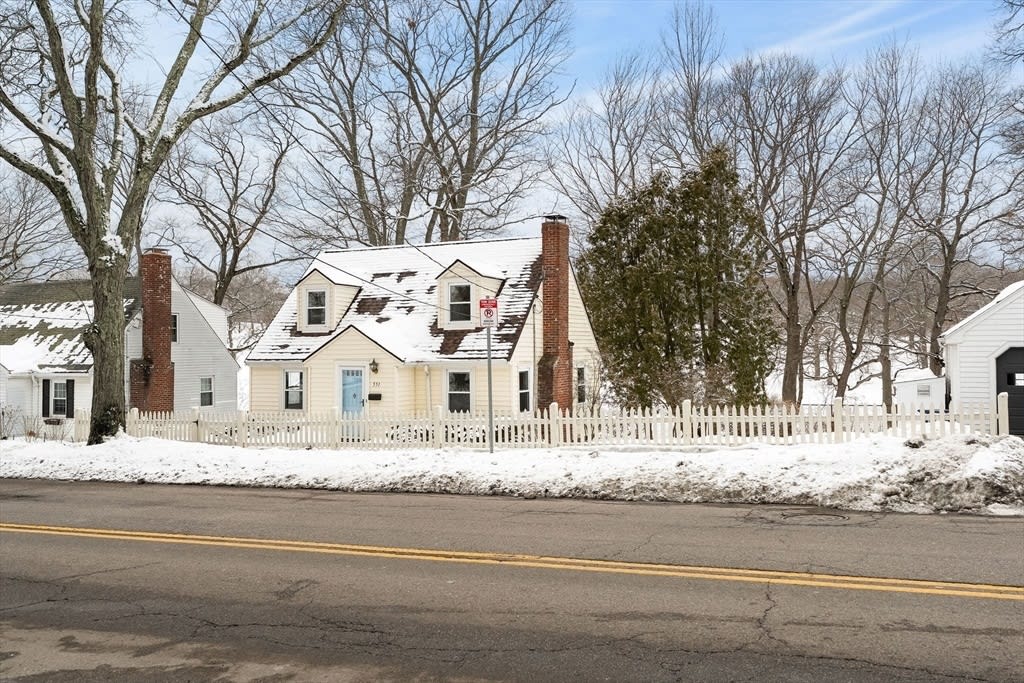 551 Poplar St – photo 3