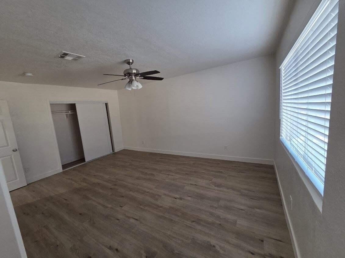 9425 Vista Del Valle – photo 5