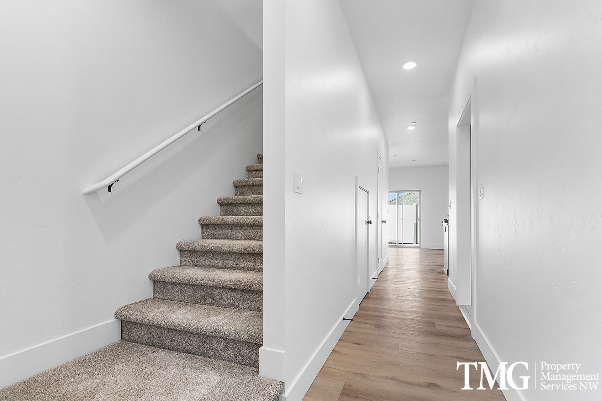 Vintage Park Townhomes – photo 2