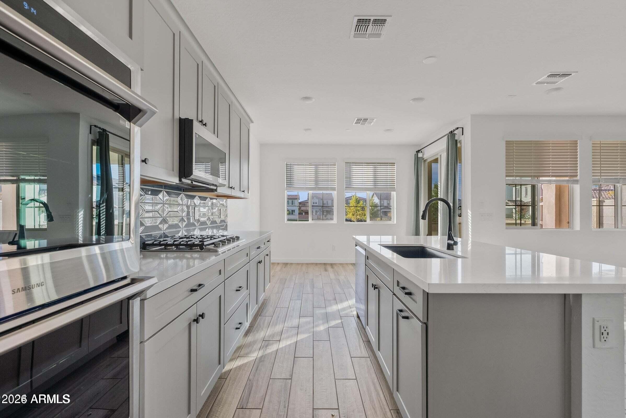 9415 E Supernova Drive – photo 1