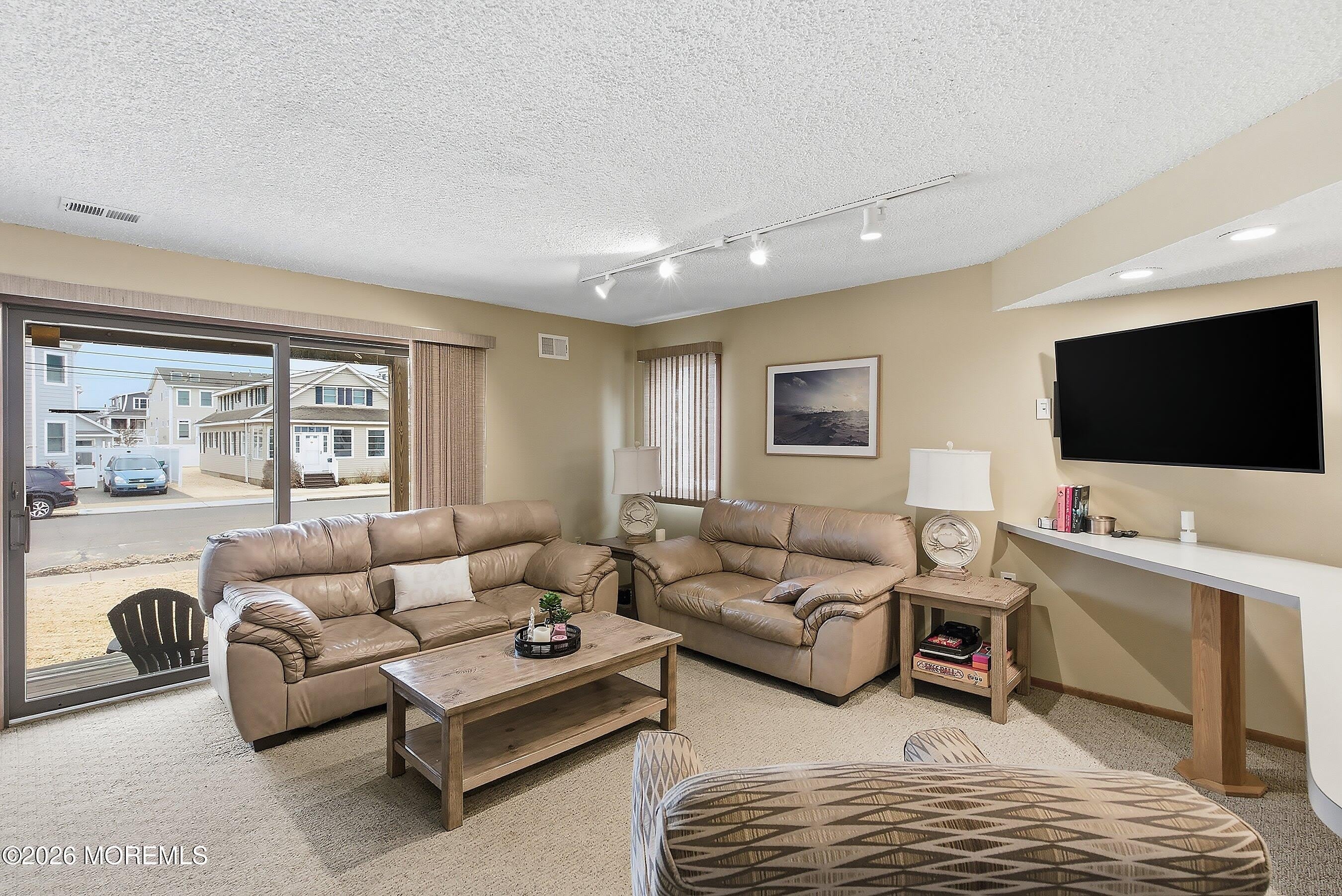 21 Brown Avenue – photo 5
