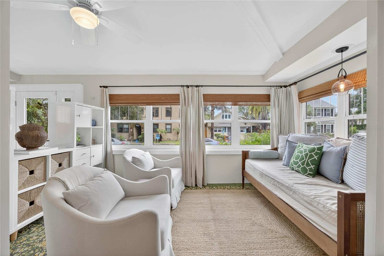 221 13Th Avenue Ne – photo 4