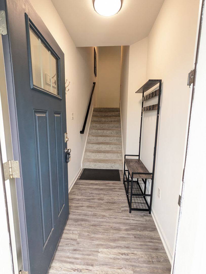 3 Level Townhouse In The Desired Westview South Community Available For Move In – photo 2