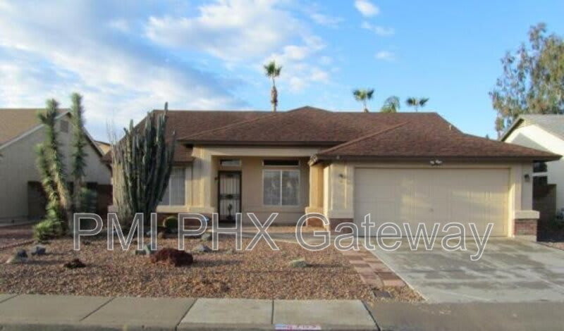 6702 N. 89th Ave. – photo 1