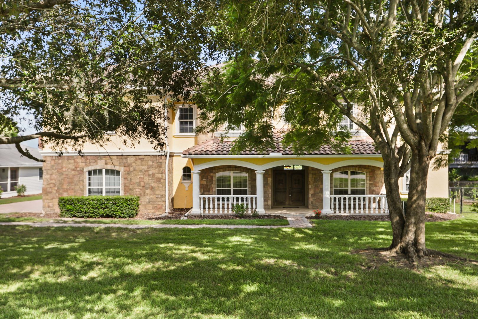 Luxury Lakefront Executive Home with Private In-Law Suite in the Heart of Dr. Phillips – photo 4
