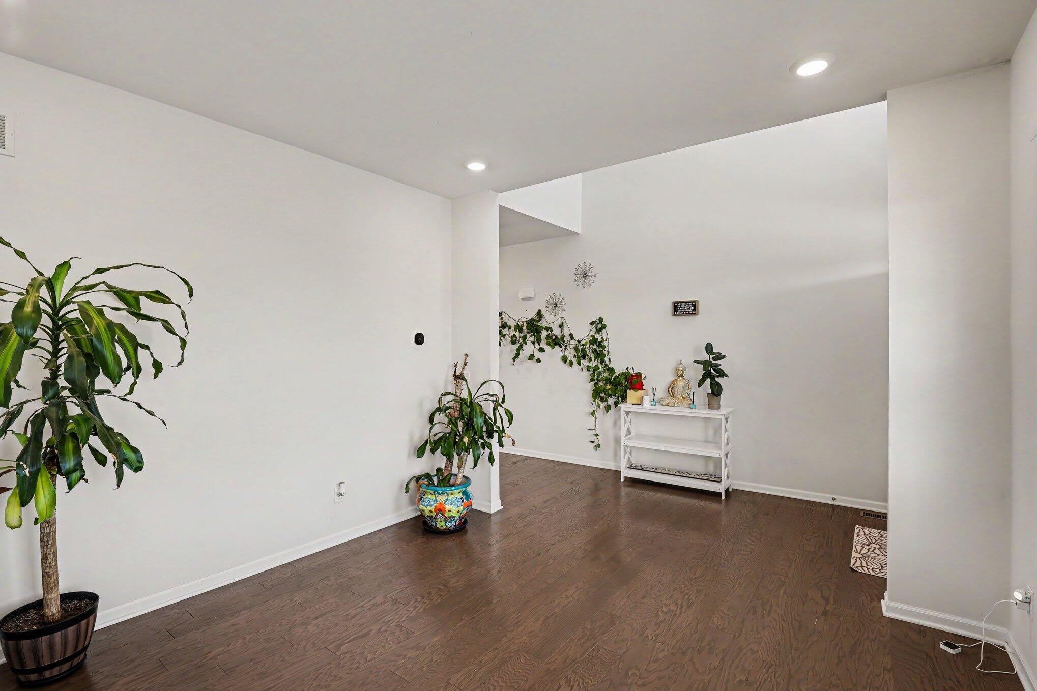 8580 Pioneer Street – photo 4