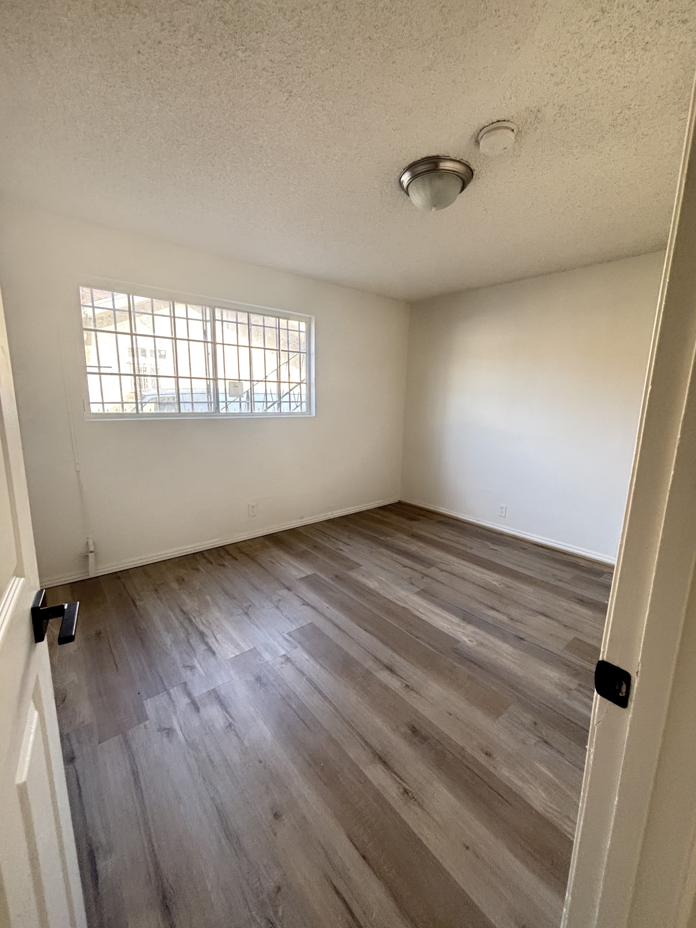 1215 East 43rd Place – photo 4