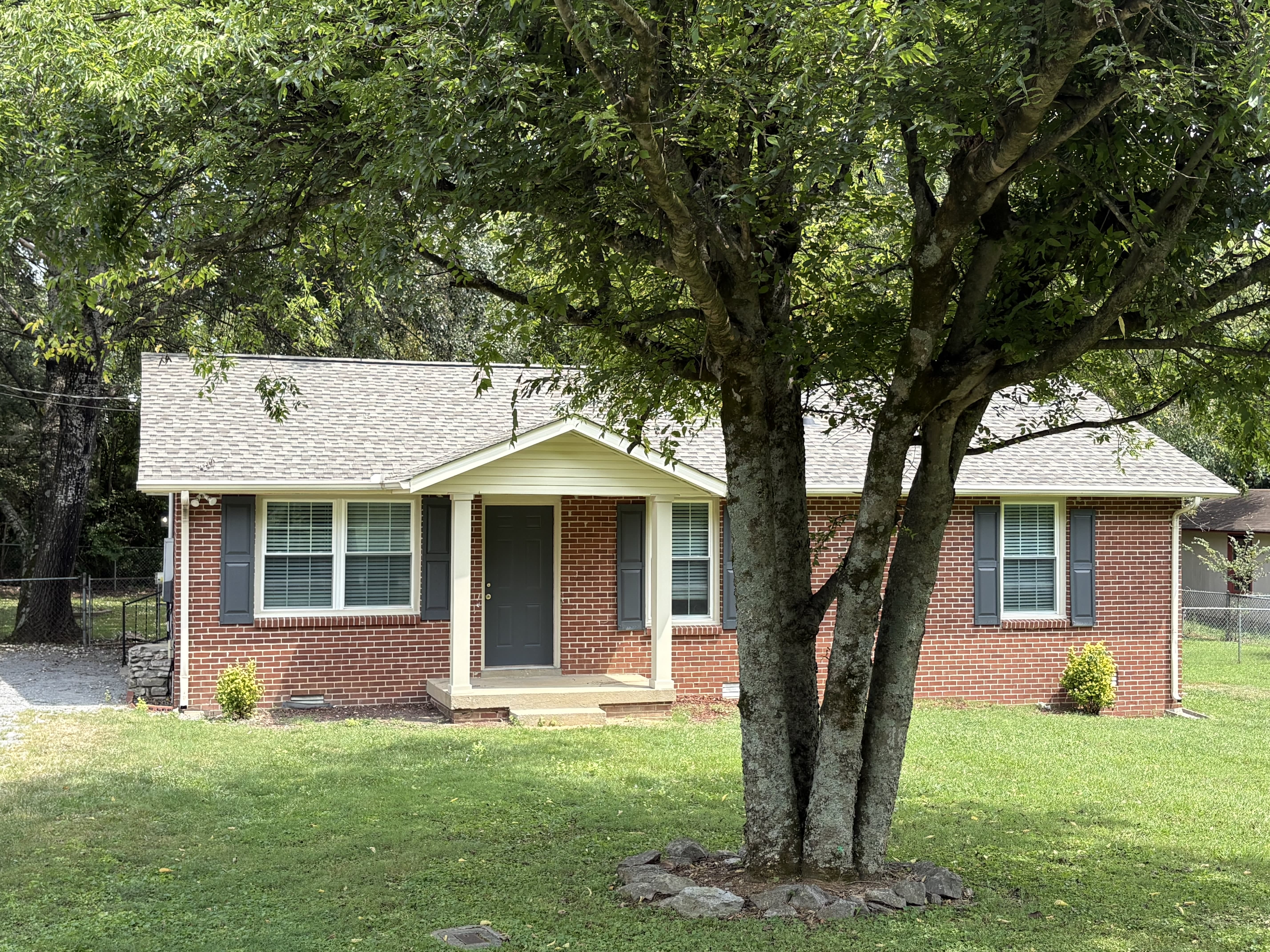 437 Hardee Ave – photo 1