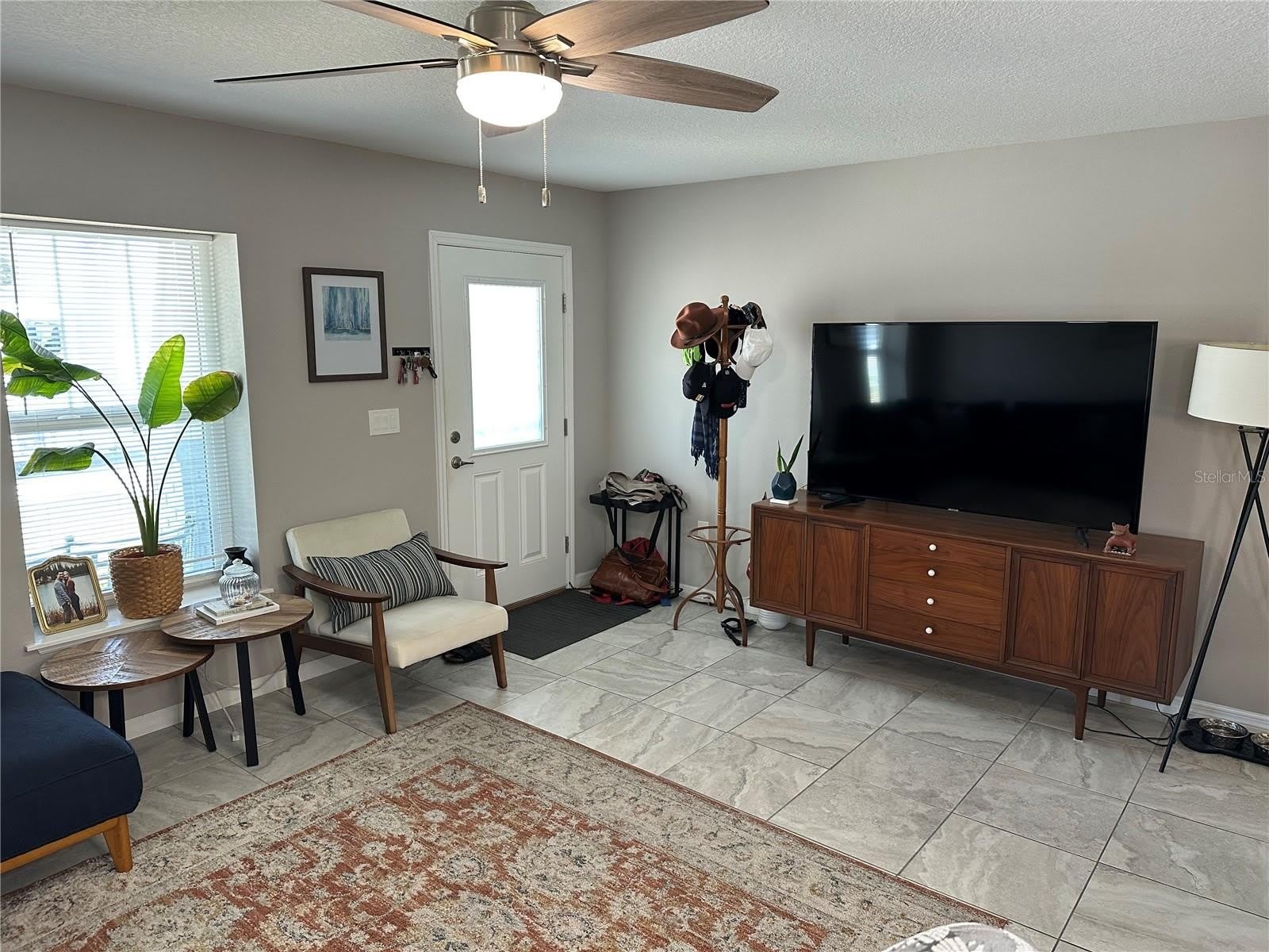 1119 BEVERLY Avenue – photo 5