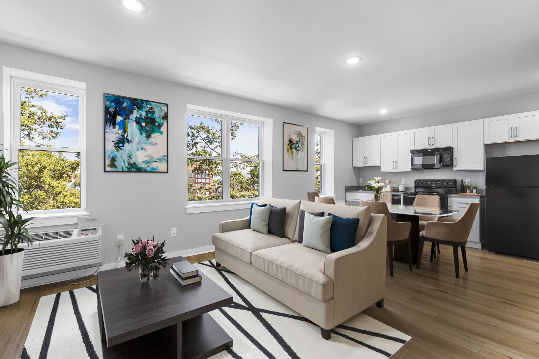 2607 Tremont St – photo 1