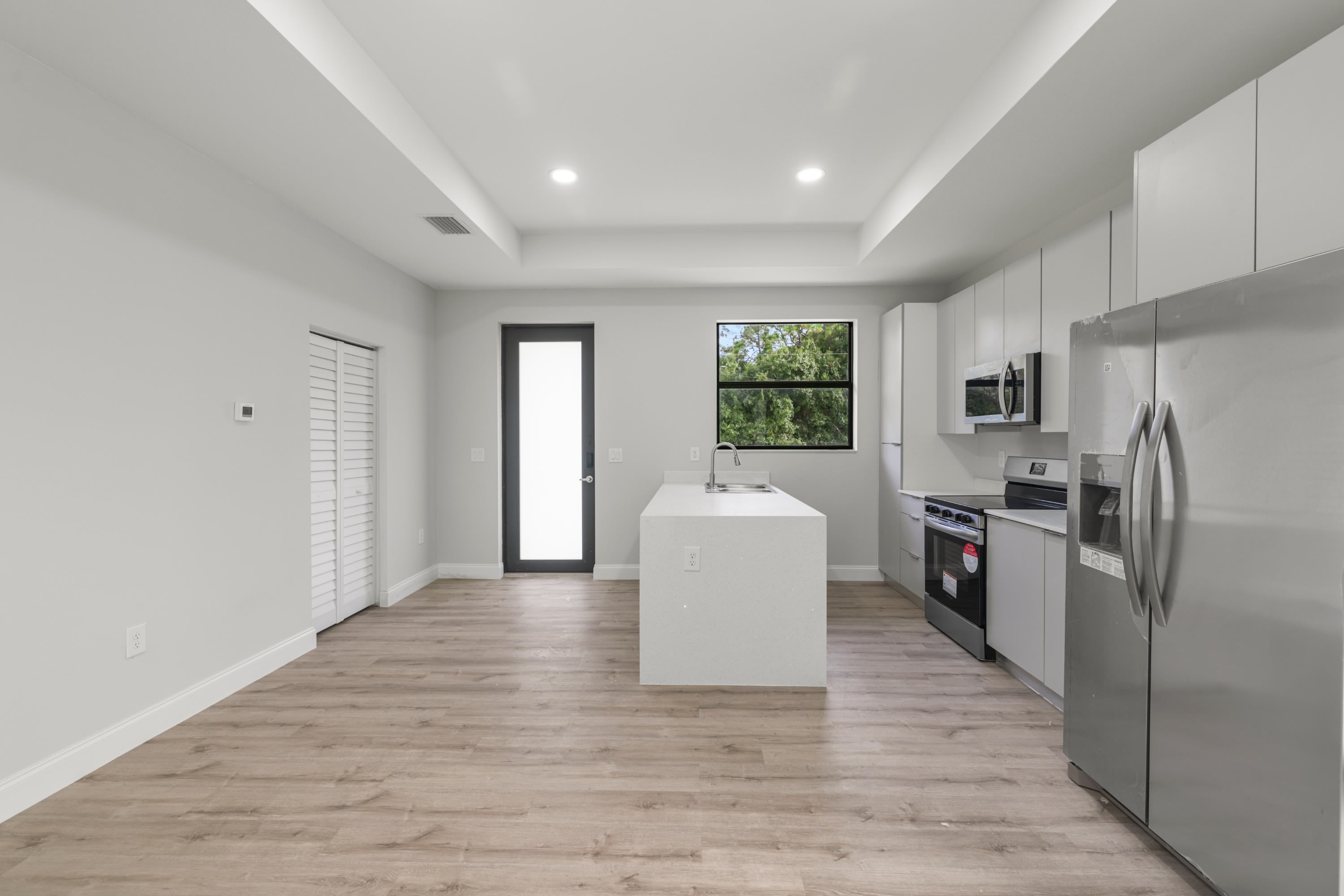 3302 56th Street West – photo 3