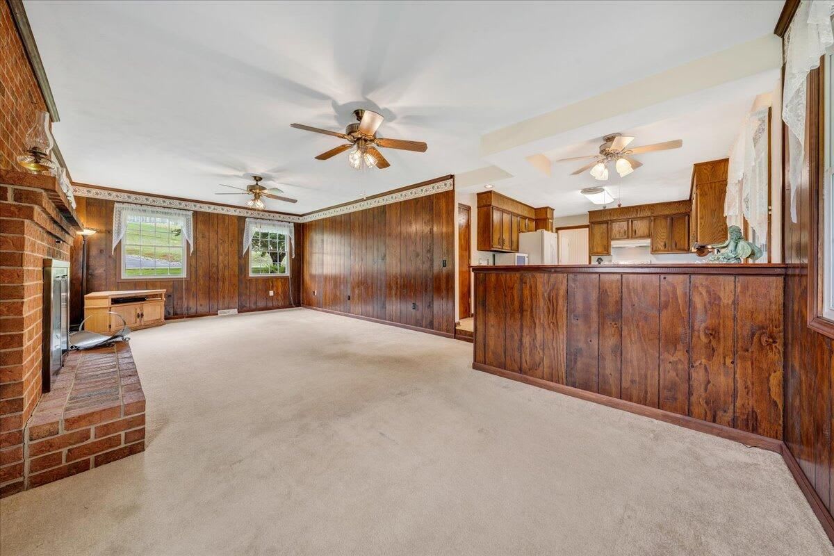 1066 Coopers Cove Rd – photo 4