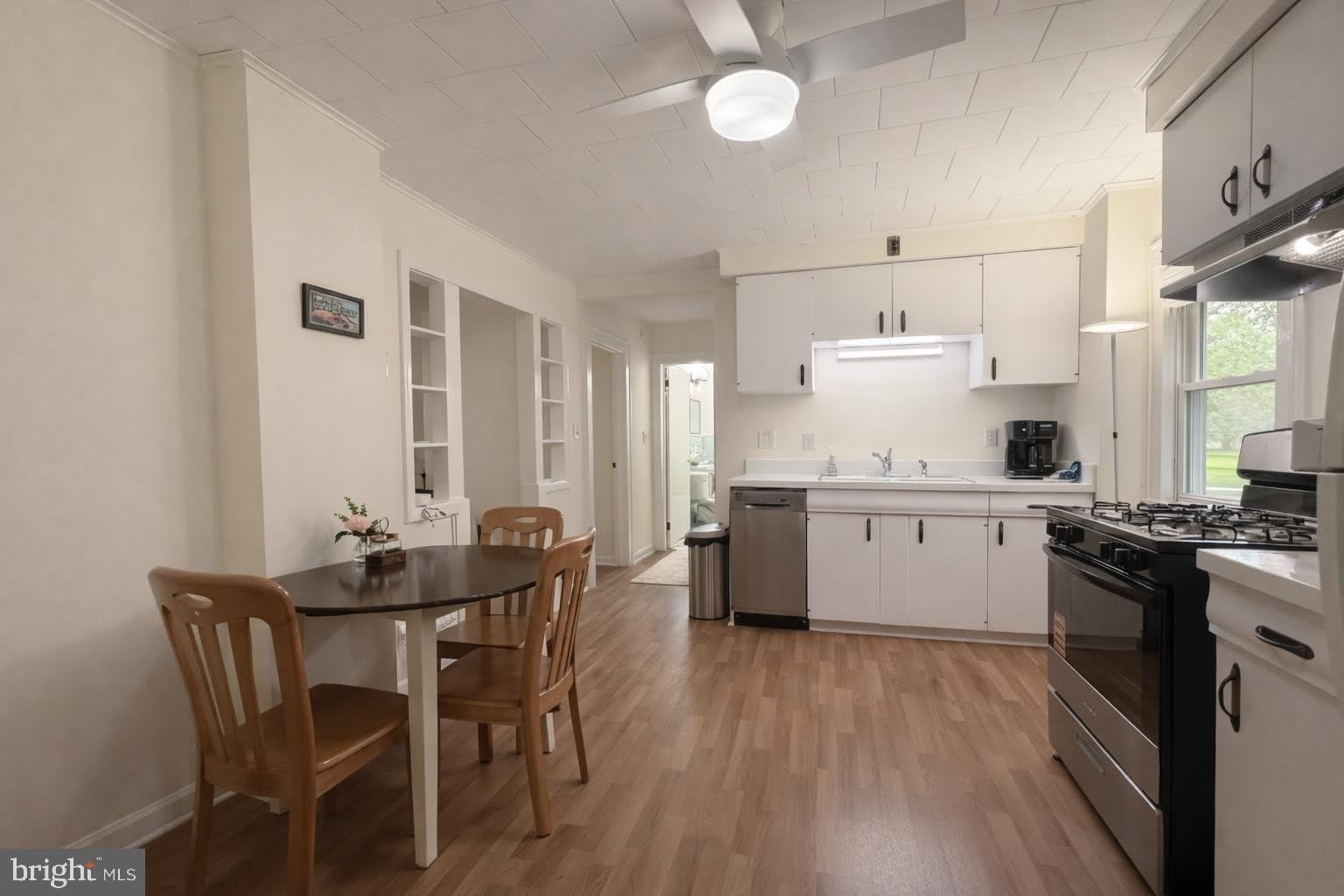 131 LIVINGSTON Avenue – photo 5