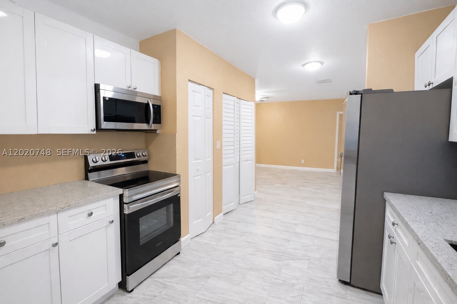 1015 NW 8th Ave – photo 4
