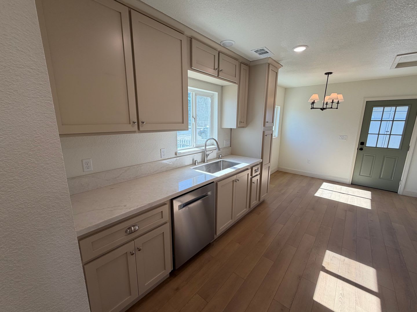 9001 Acampo Rd – photo 3