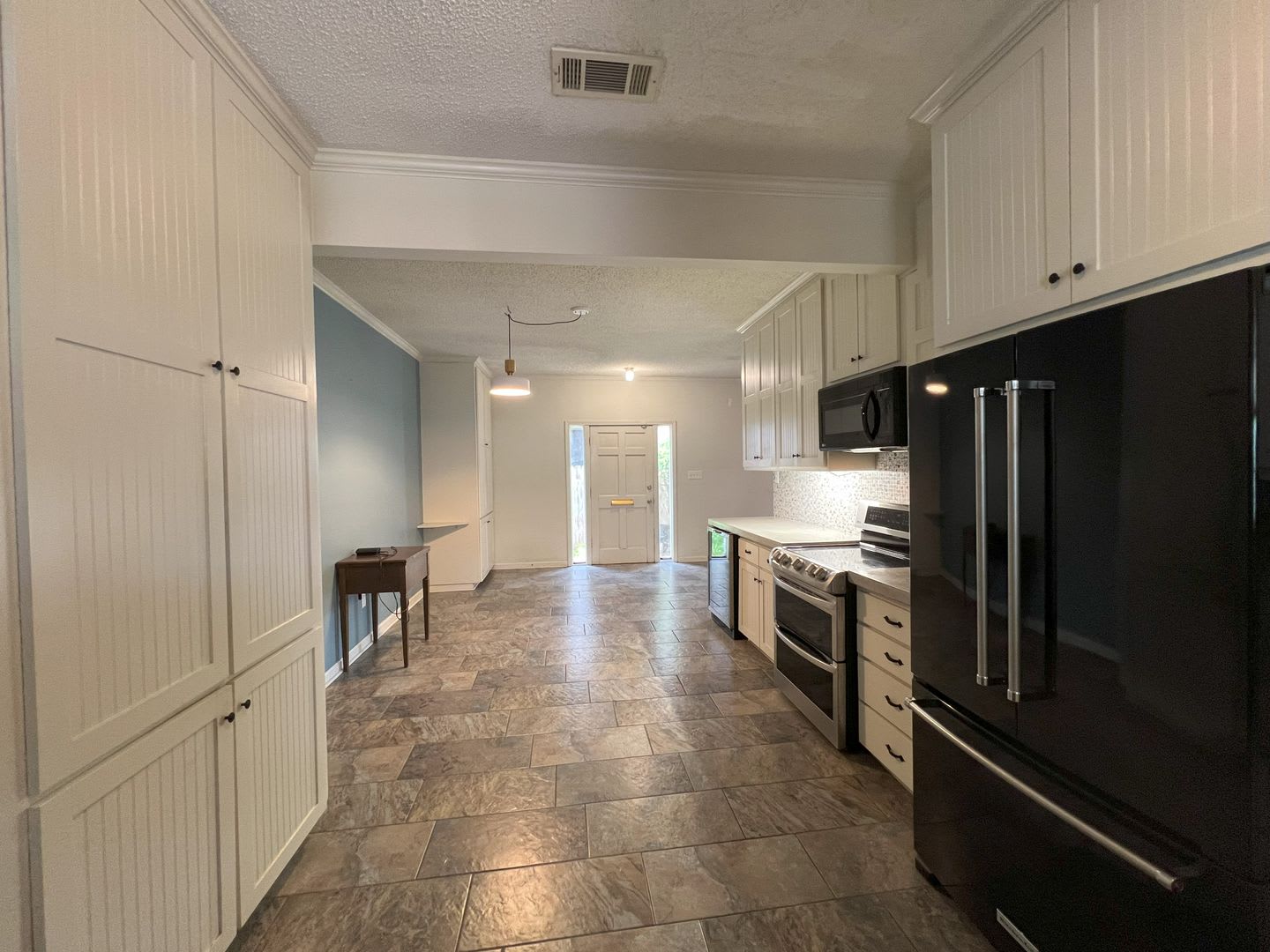 Mid City Condo – photo 2