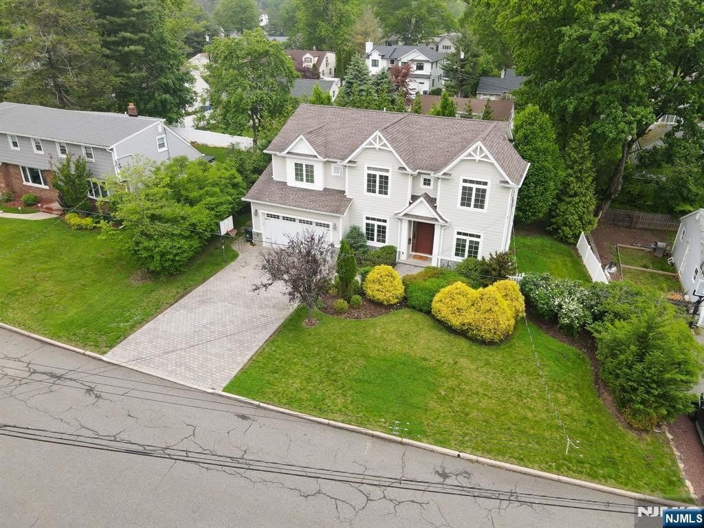 15 Woodland Road – photo 2