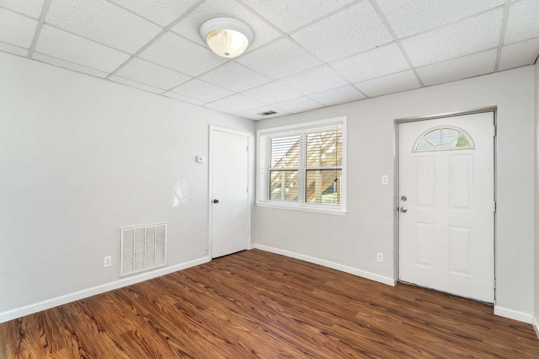2751 Jersey Avenue – photo 2
