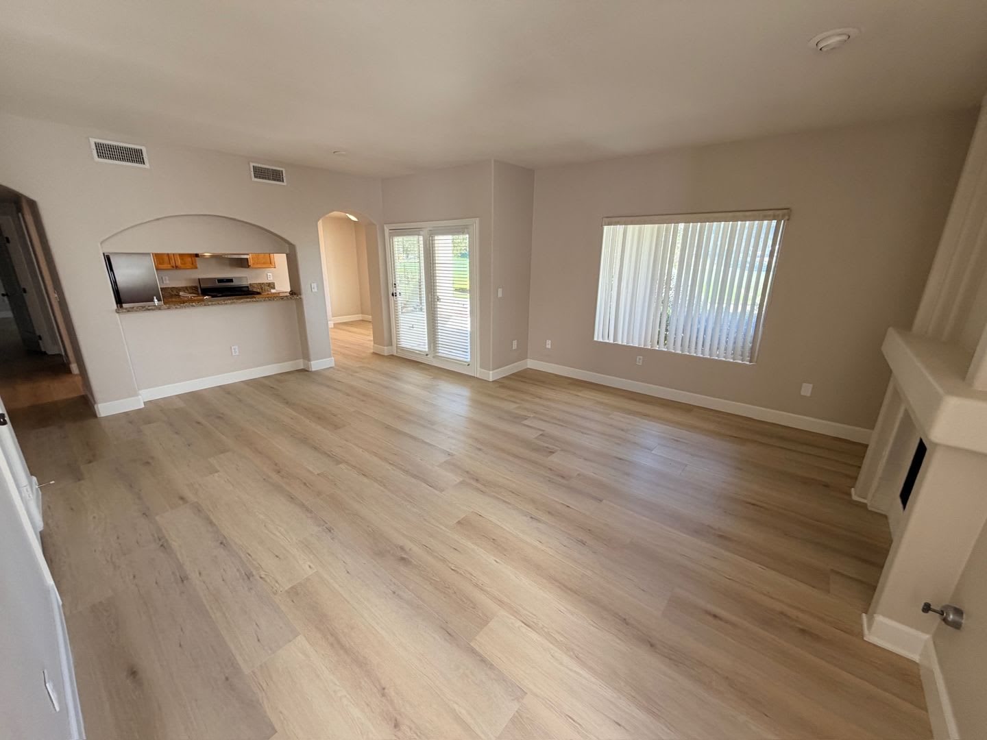 1st Floor Condo in Guard Gated Painted Desert 2 bed/ 2 bath – photo 4