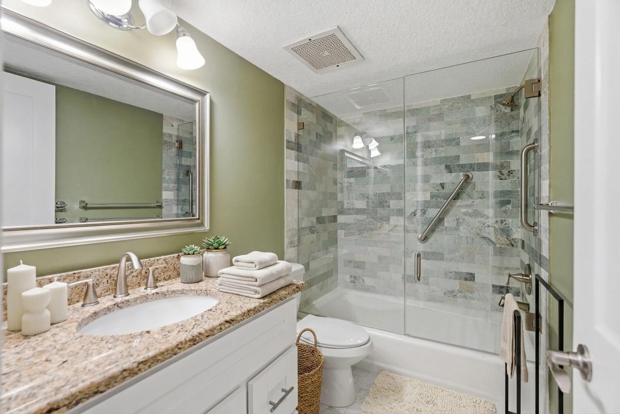 2413 Bayshore Blvd Unit 1004 – photo 4