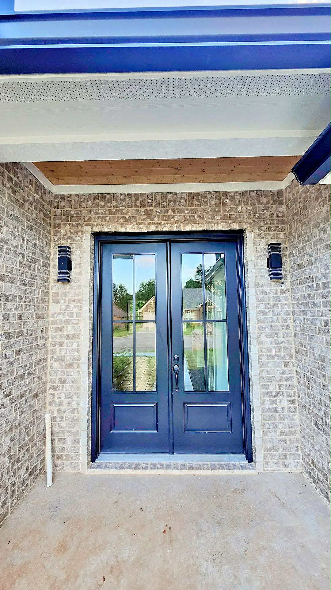 805 Woodridge Cir – photo 2