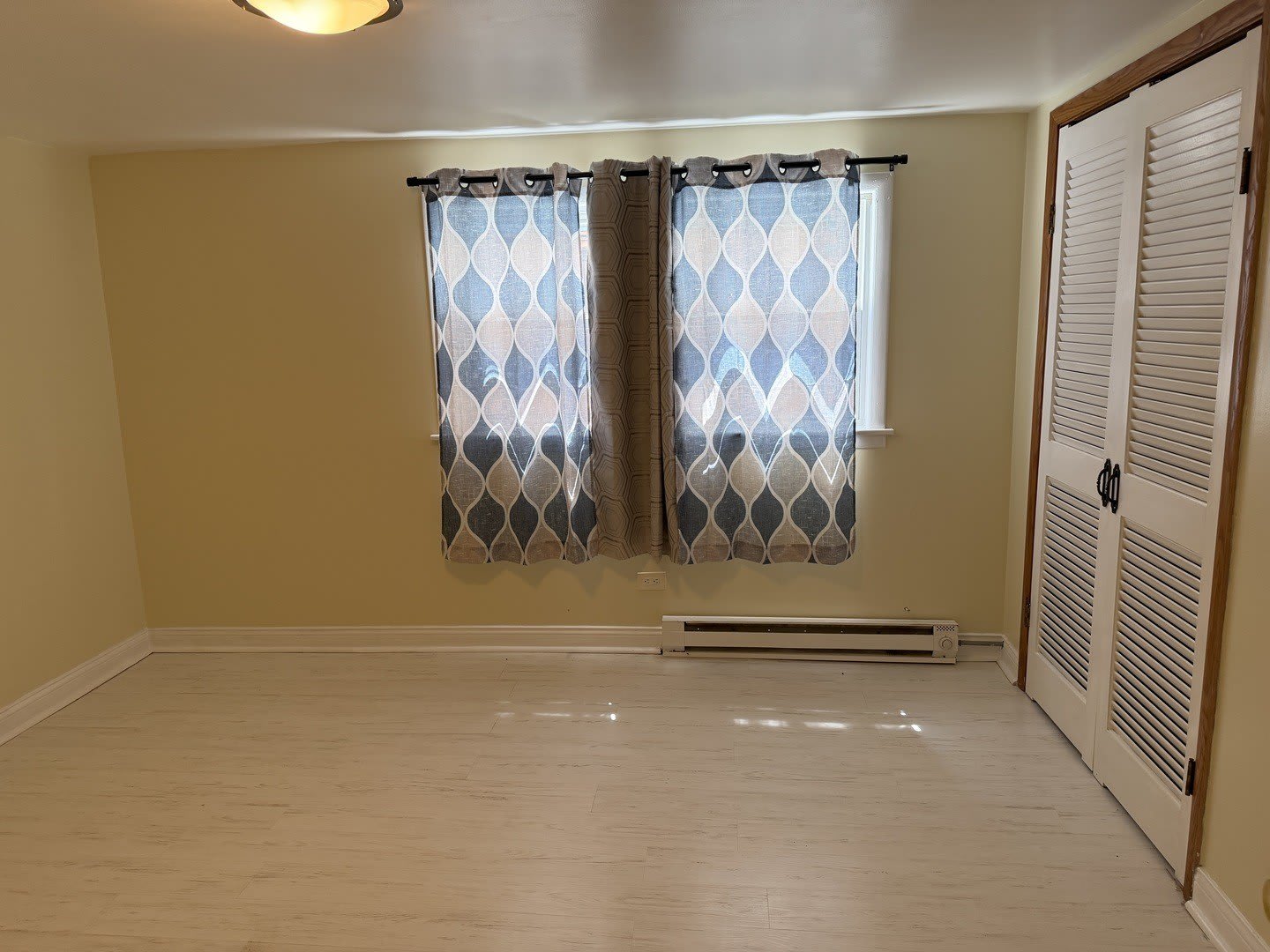 5743 S KENTON Avenue – photo 5