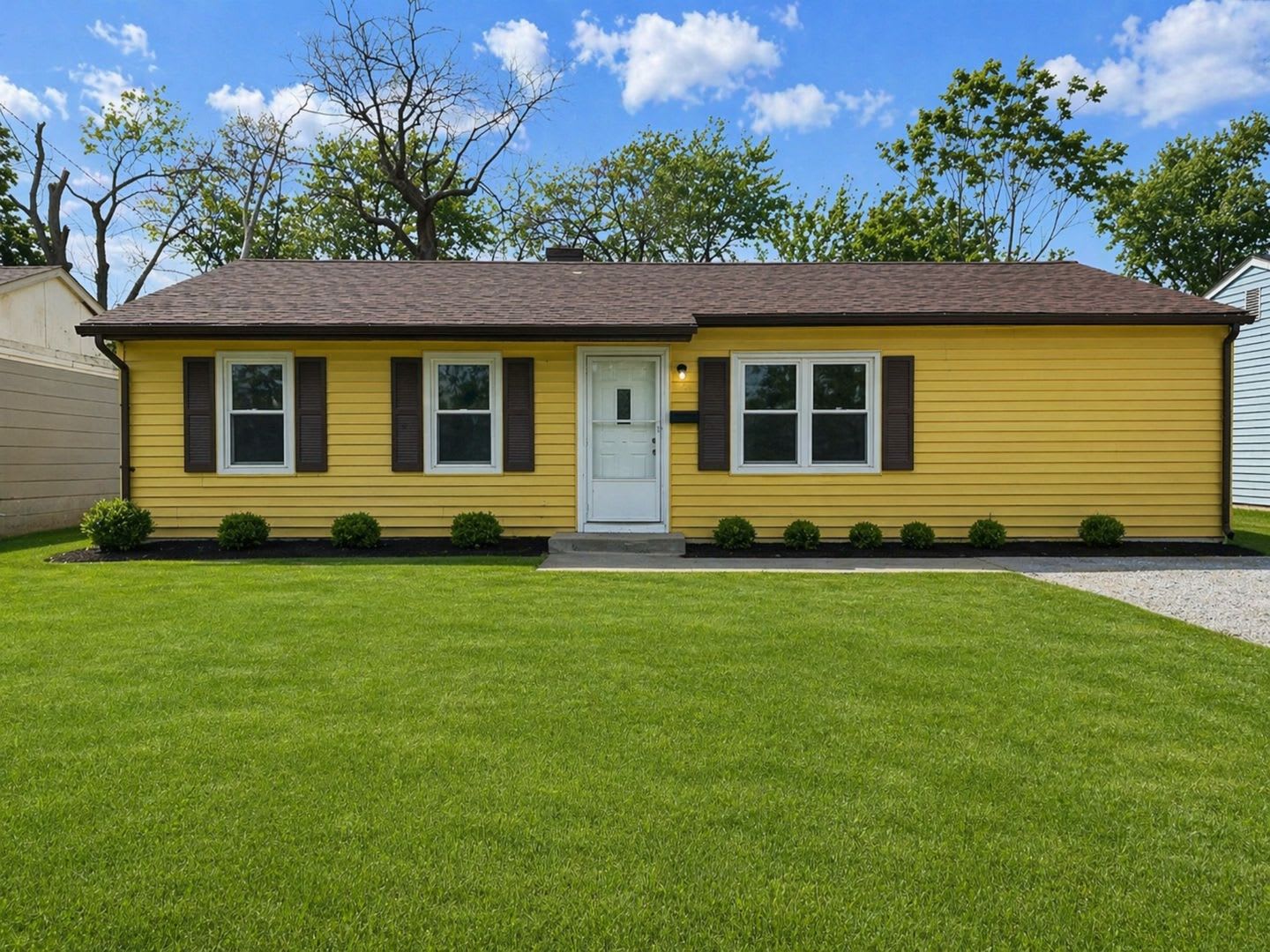 For Lease – photo 1