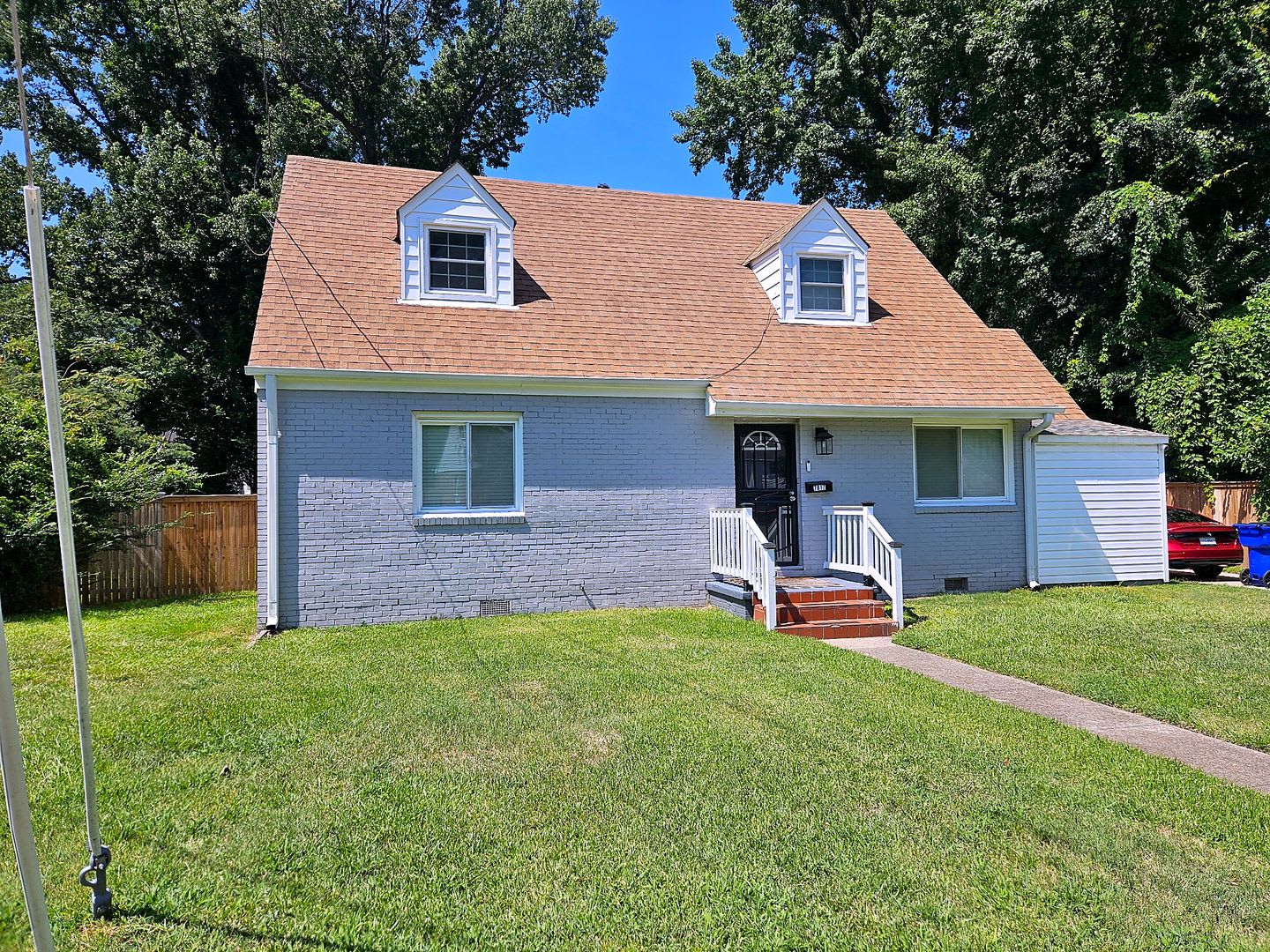Beautifully Renovated 4 Bedroom Home In Norfolk – photo 2