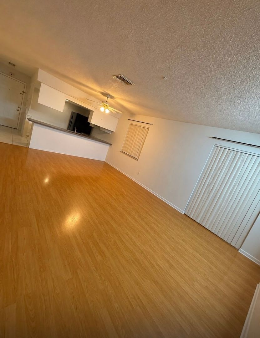 Charming 2BR House in Palm Harbor – photo 3