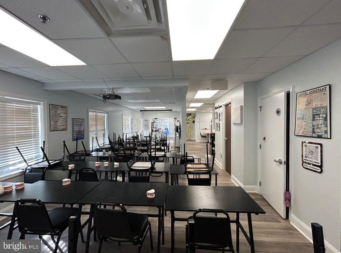 7430 HERITAGE VILLAGE Plaza – photo 2