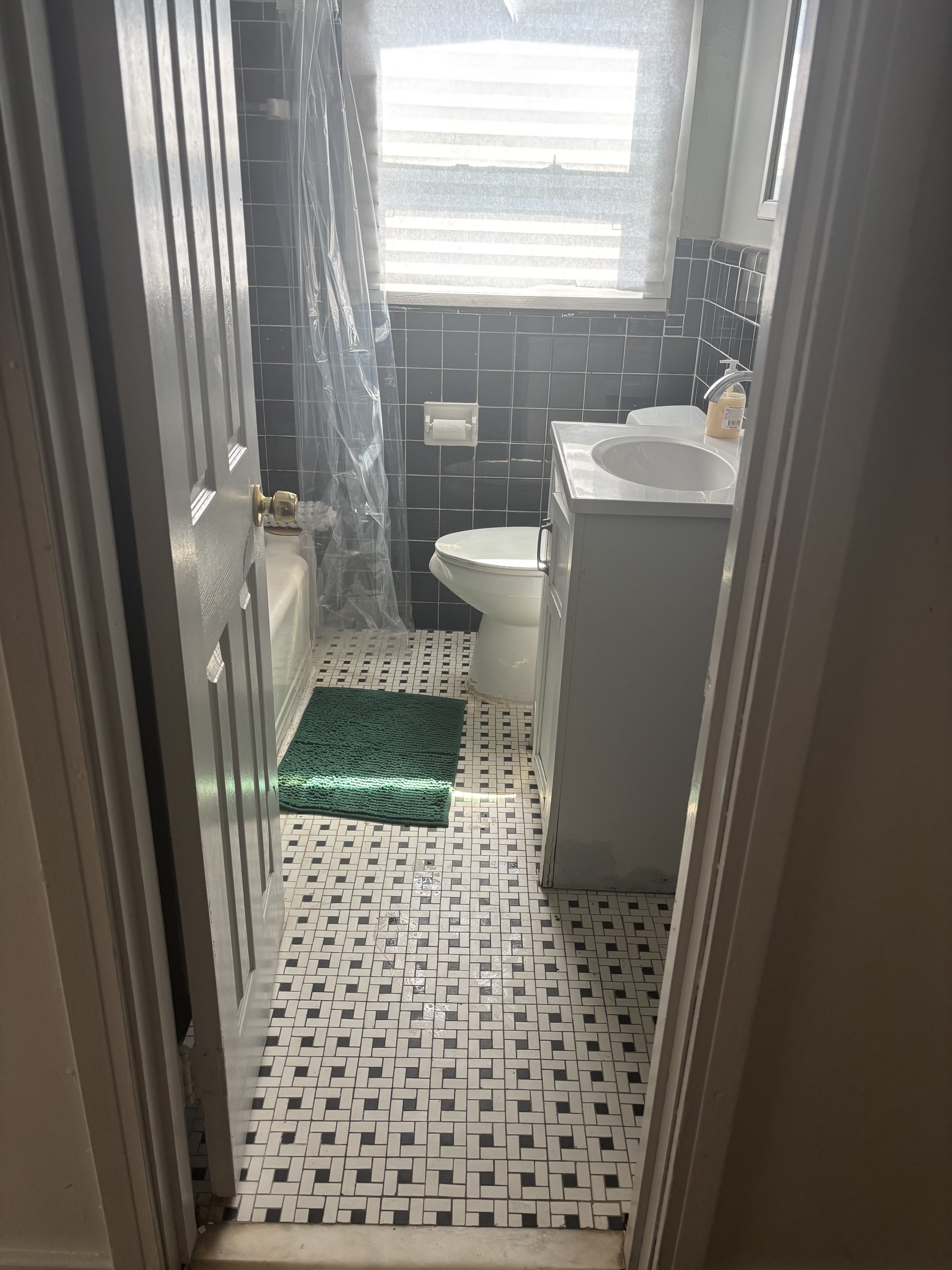 1616 18th Street Southwest – photo 2