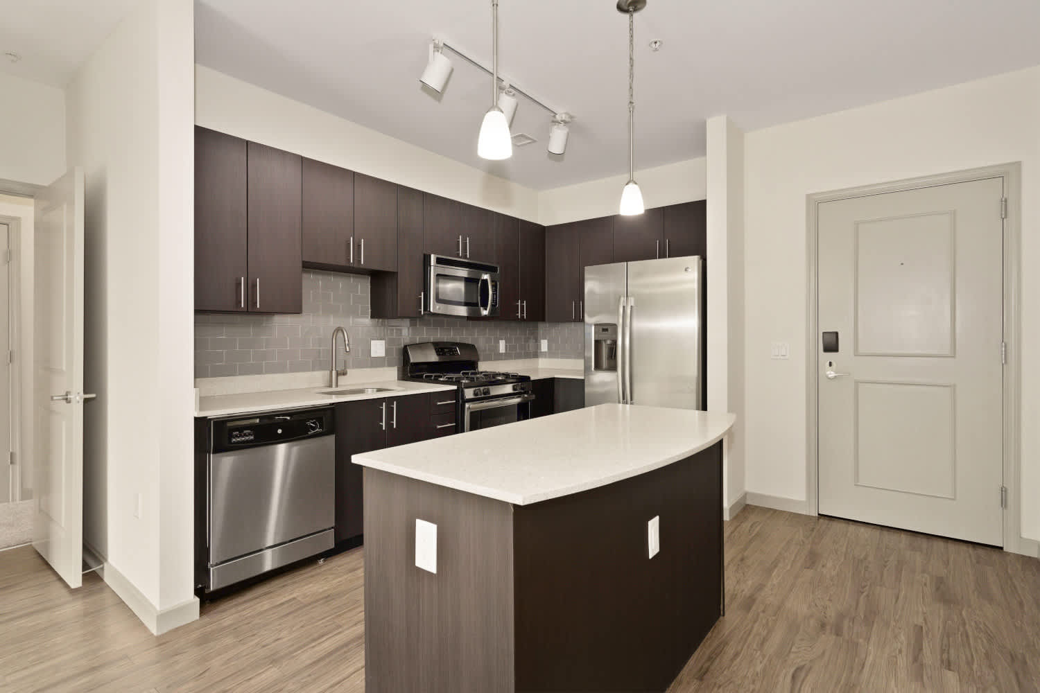 7001 Arlington at Bethesda – photo 1