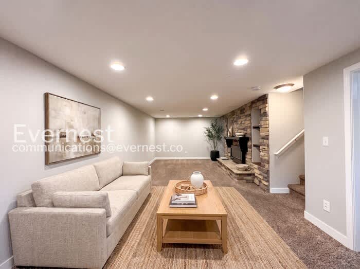 4220 South Inca Street – photo 5