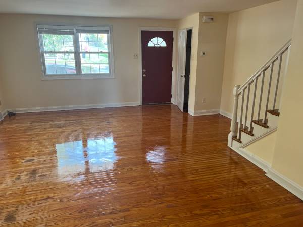 428 Vernon – photo 1