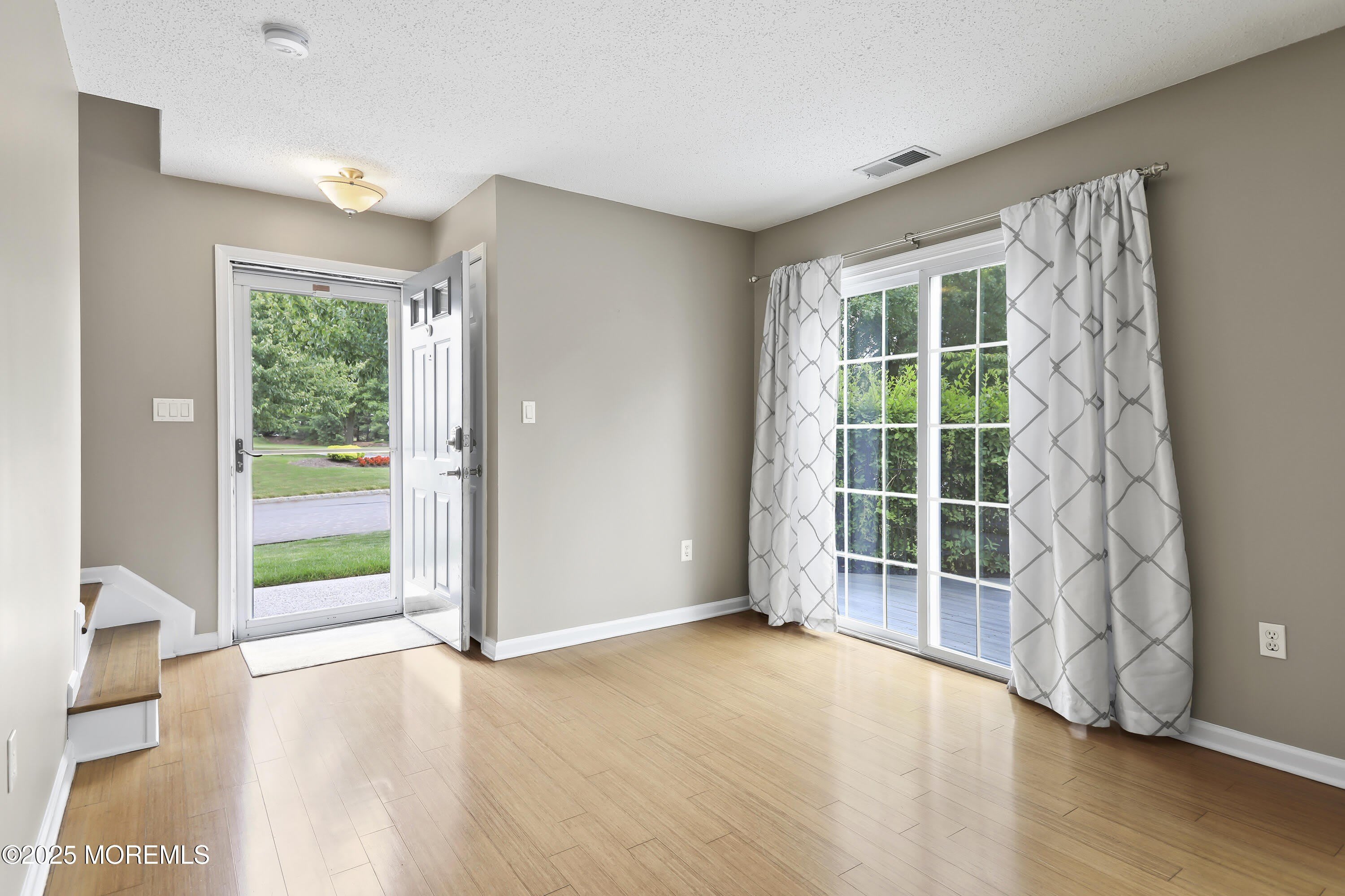 95 Madison Court – photo 4