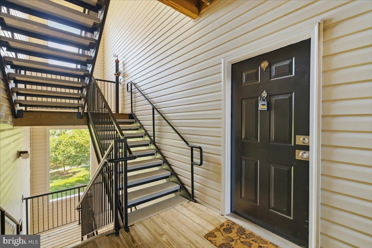 21228 MCFADDEN Square – photo 3