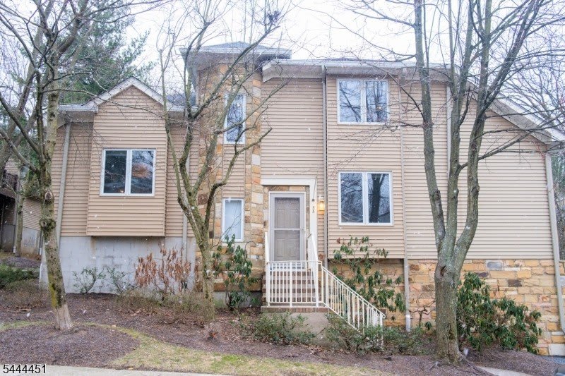 55 Clarken Dr – photo 4
