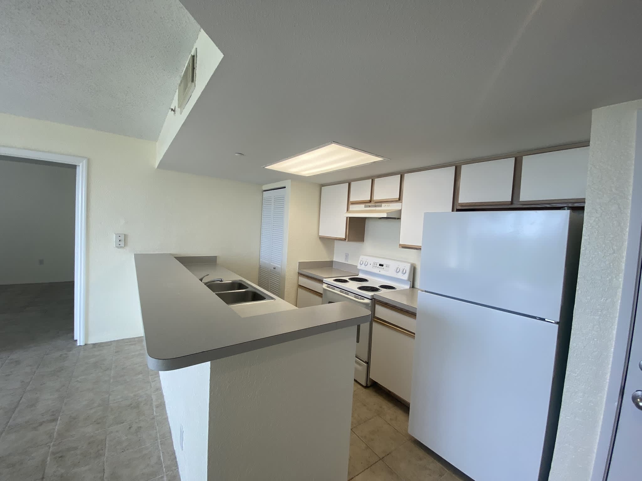 3655 Seaside Drive – photo 5