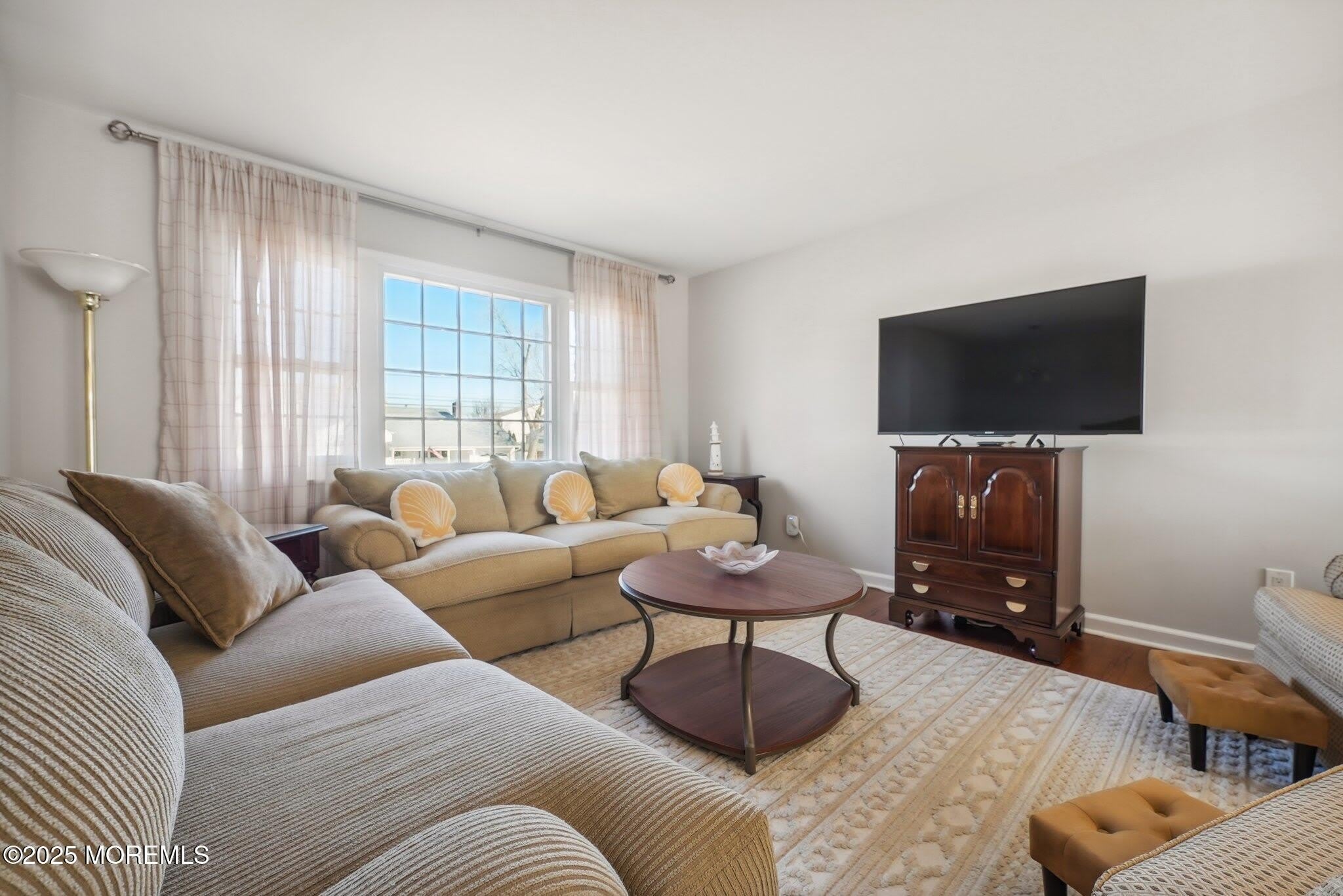 202 Yale Avenue – photo 2
