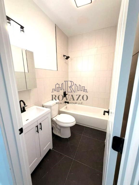 90 Ingraham Place – photo 2