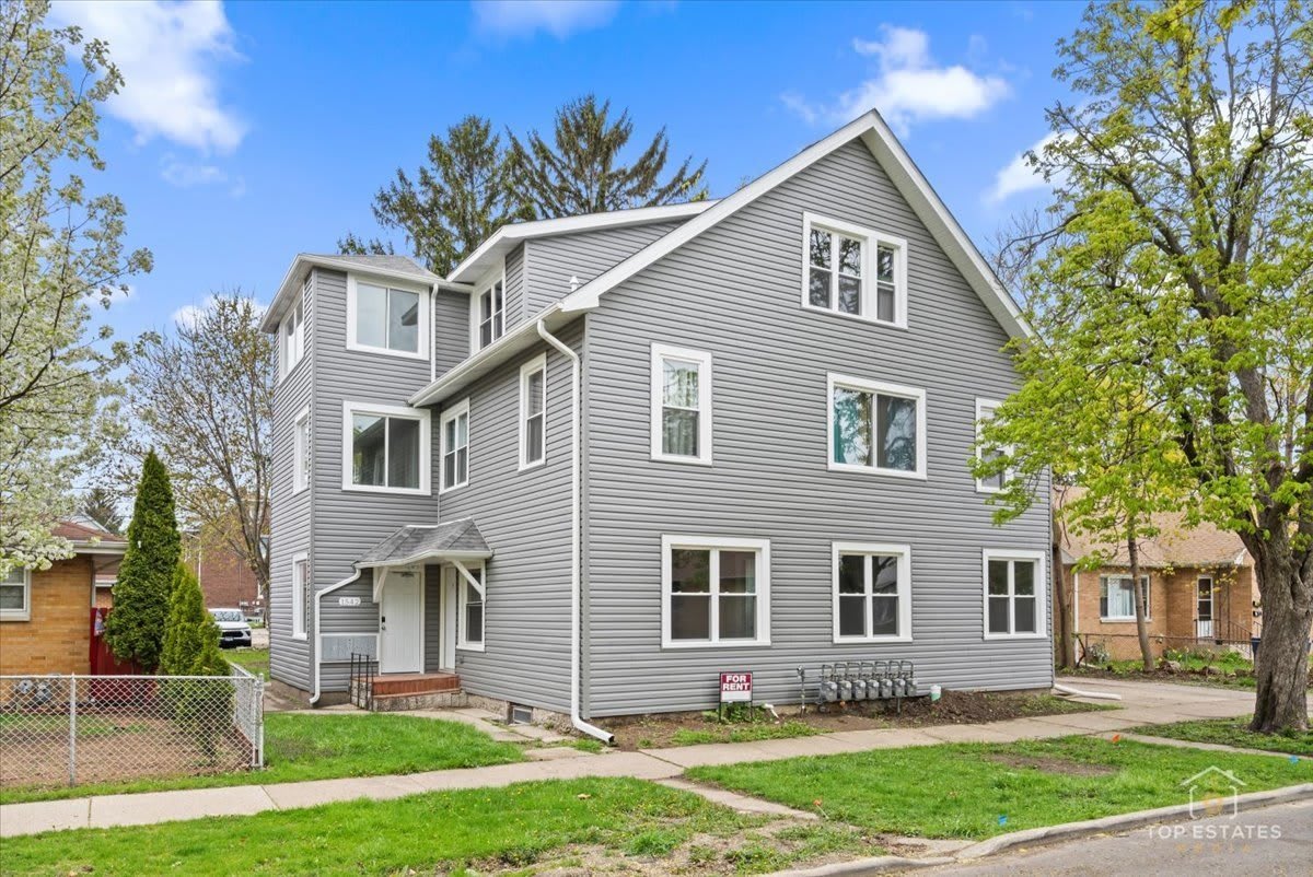 1542 Victoria Avenue – photo 1