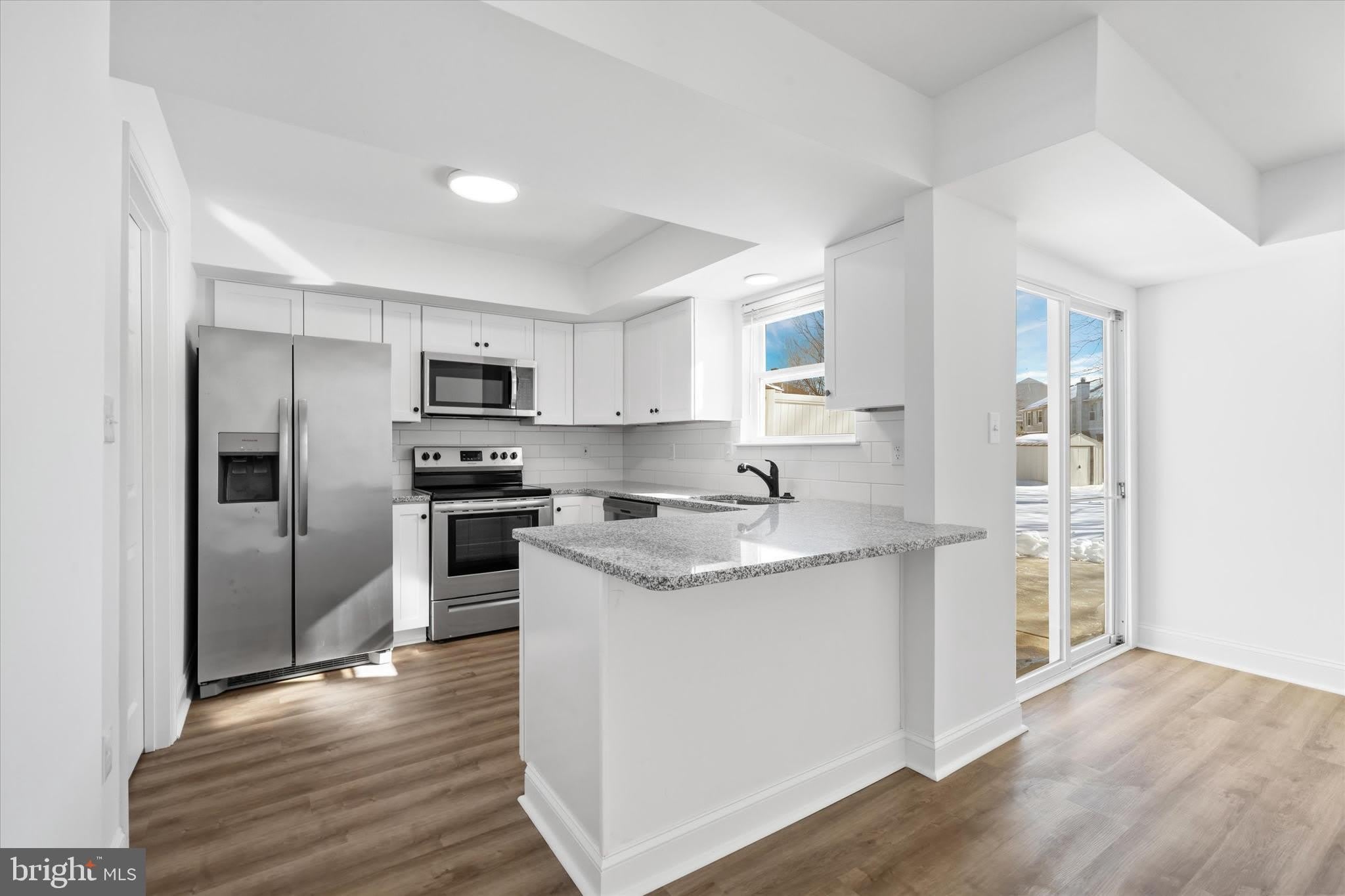 11 WEDGEFIELD Court – photo 5