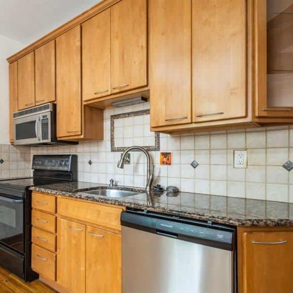 4730 Commonwealth Street – photo 3
